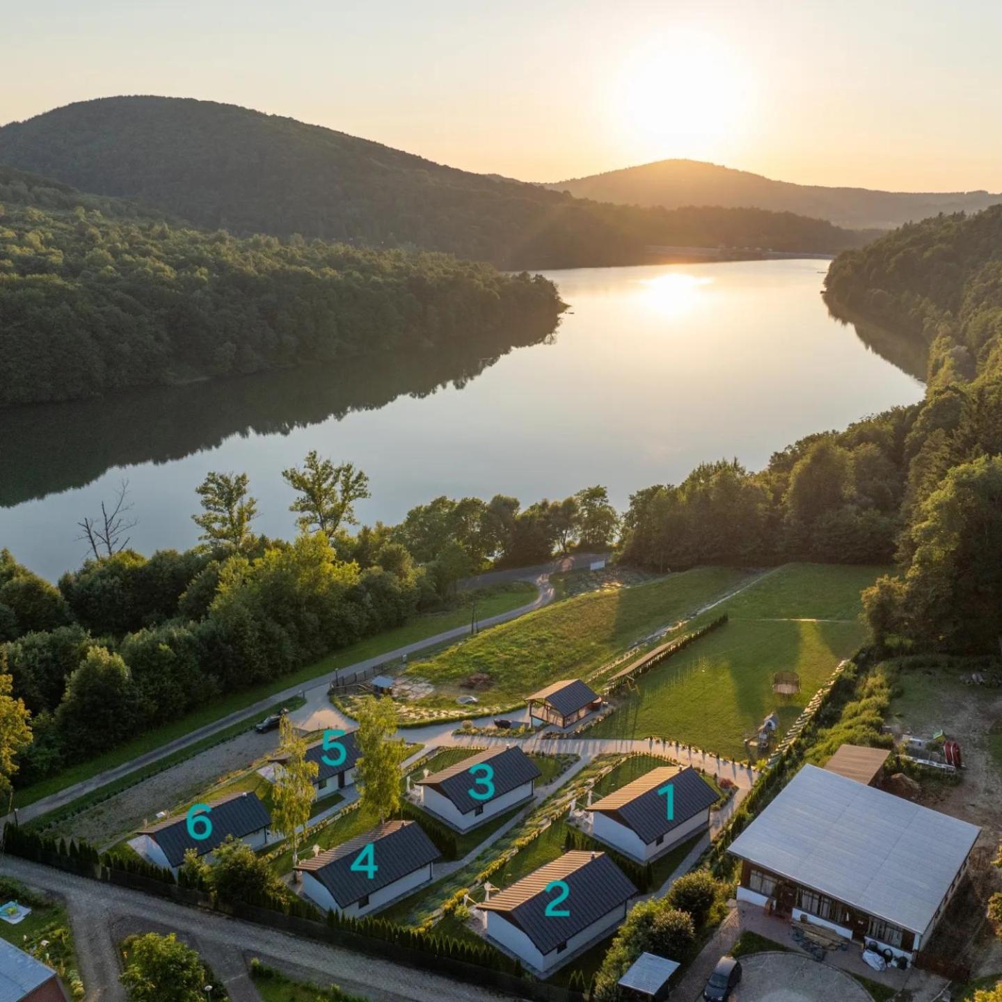 Domki Koziniec3 Na Wylacznosc Myczkowce Solina Bieszczady Exterior photo